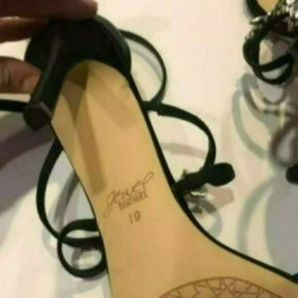 NWOB MSRP $189 Jewel Badgley Mischka Black and Jeweled Heels Women's Size 10 - Picture 9 of 9